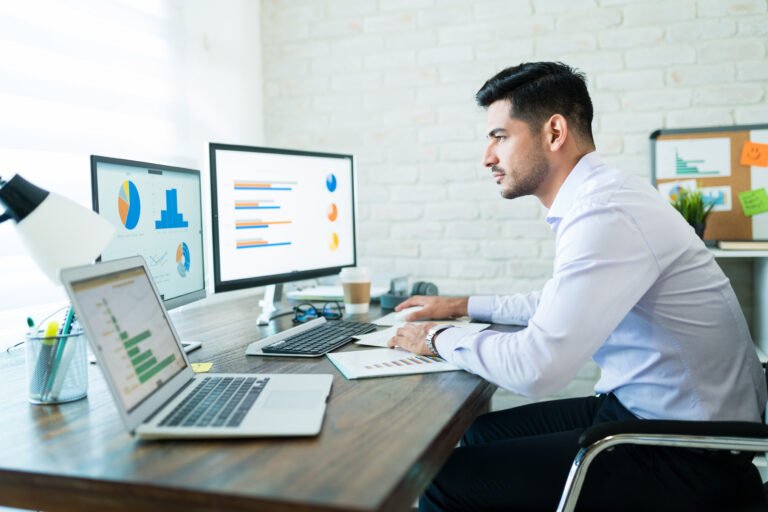 Mastering Microsoft Excel – From Beginner to Advanced